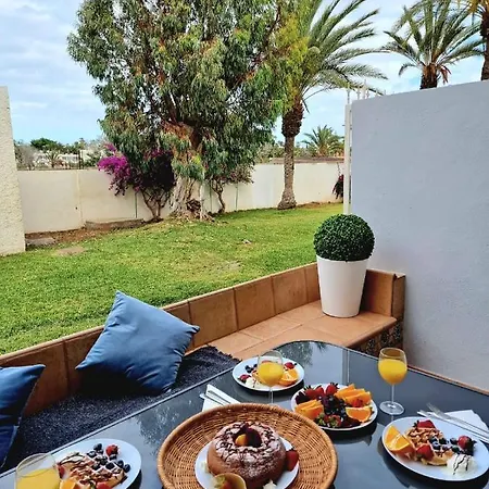 Σπίτι διακοπών Stunning Lovely Flat With Pool And Wi-fi, 31 *