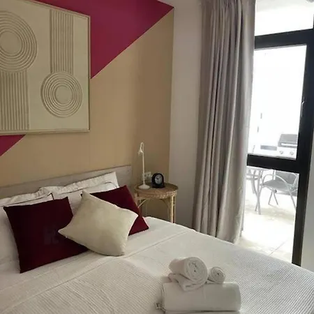Σπίτι διακοπών Stunning Lovely Flat With Pool And Wi-fi, 31 *