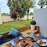 Feriehus Stunning Lovely Flat With Pool And Wi-fi, 31 *