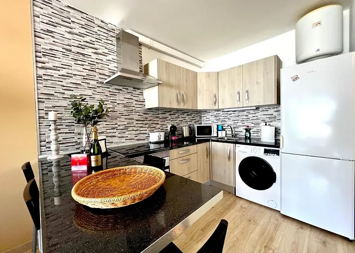 Stunning Lovely Flat With Pool And Wi-fi, 31 Arona (Tenerife)