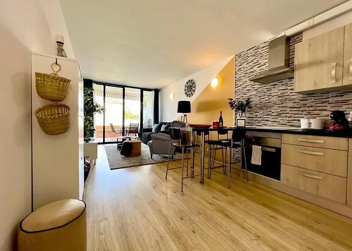 別荘 Stunning Lovely Flat With Pool And Wi-fi, 31 *