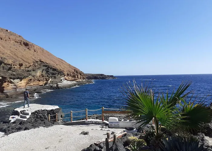 Semesterbostad Stunning Lovely Flat With Pool And Wi-fi, 31 *