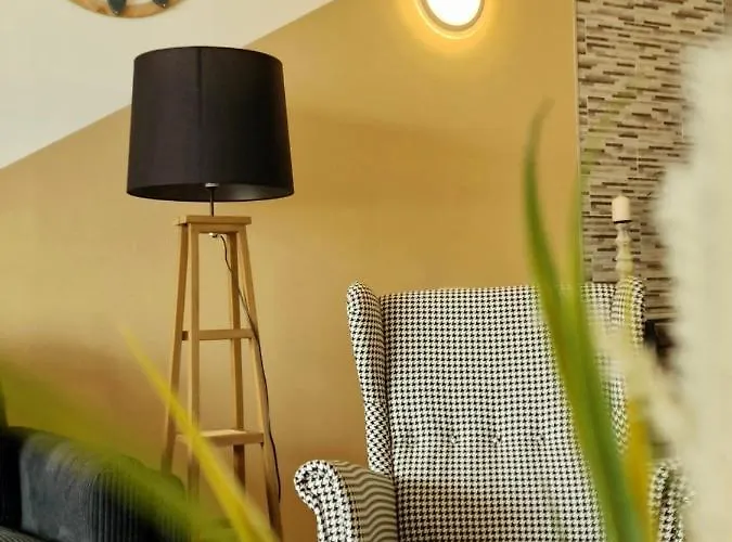 Stunning Lovely Flat With Pool And Wi-fi, 31 * Arona (Tenerife)