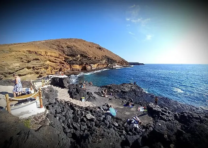 Stunning Lovely Flat With Pool And Wi-fi, 31 * Arona (Tenerife)