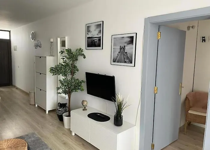 Feriehus Stunning Lovely Flat With Pool And Wi-fi, 31