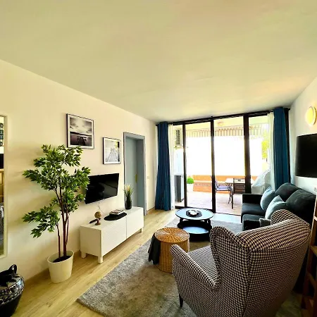 Stunning Lovely Flat With Pool And Wi-fi, 31 Ferienhaus *